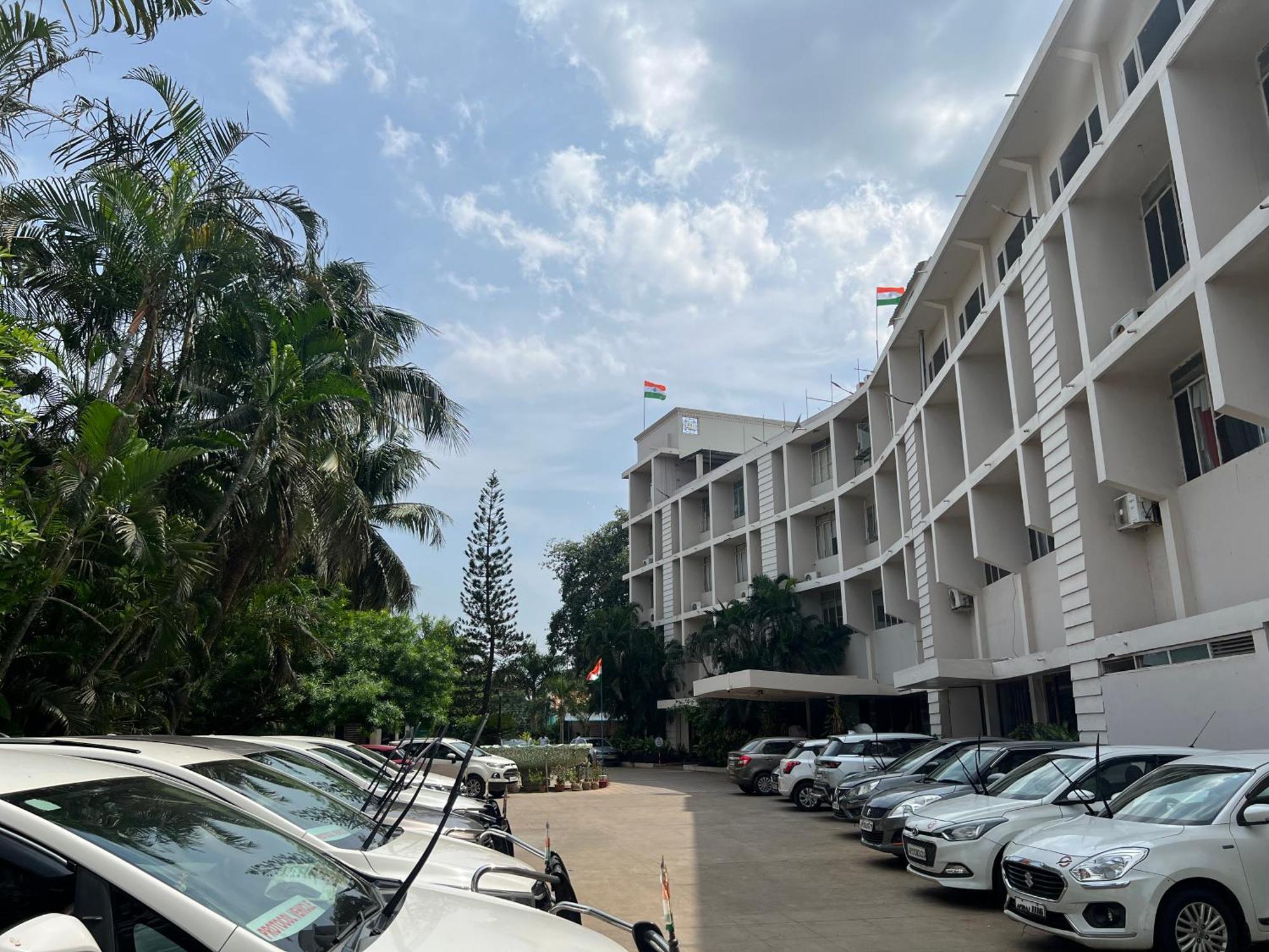 Varada Nagavali Hotel Srikakulam Esterno foto
