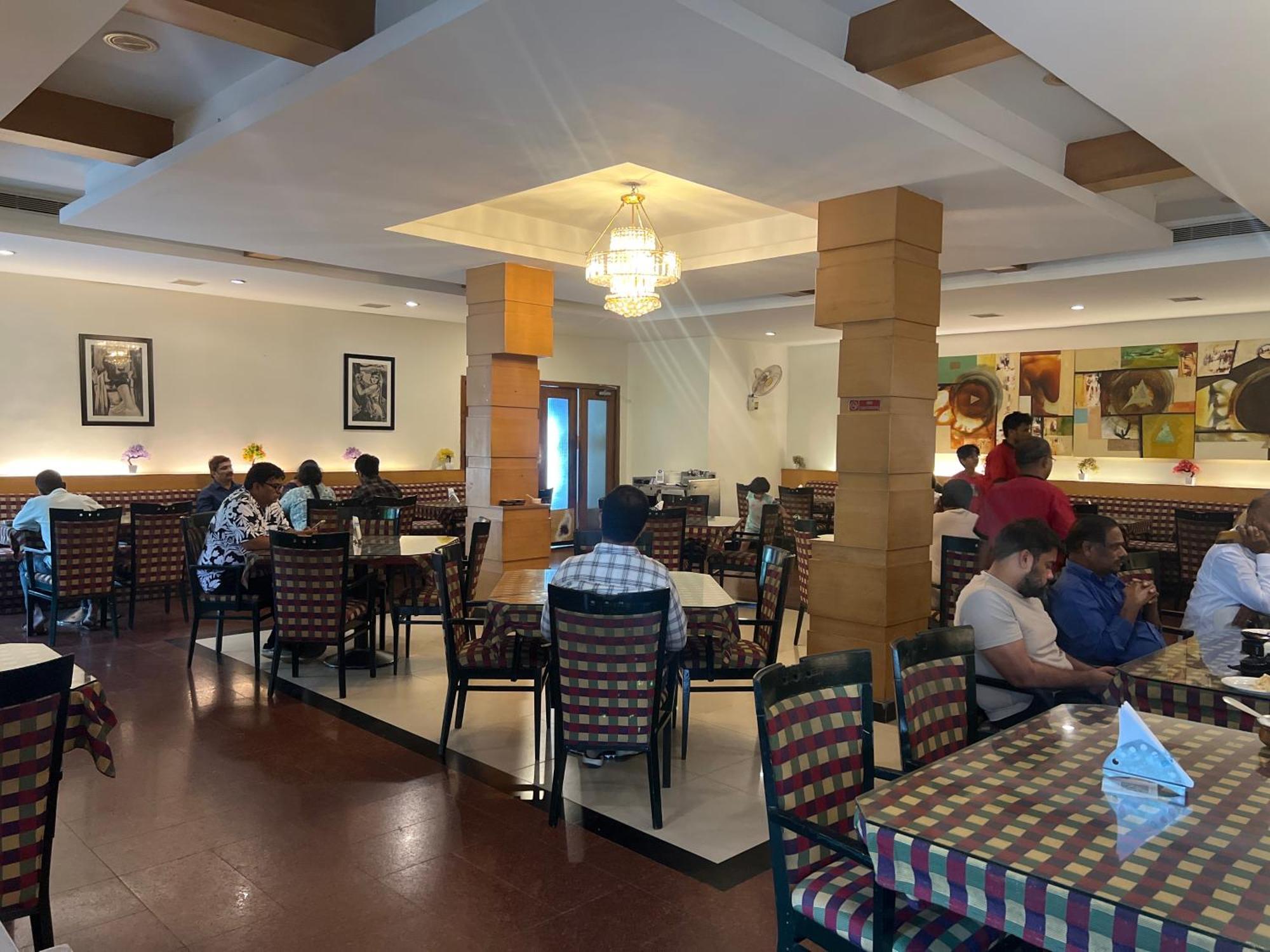 Varada Nagavali Hotel Srikakulam Esterno foto