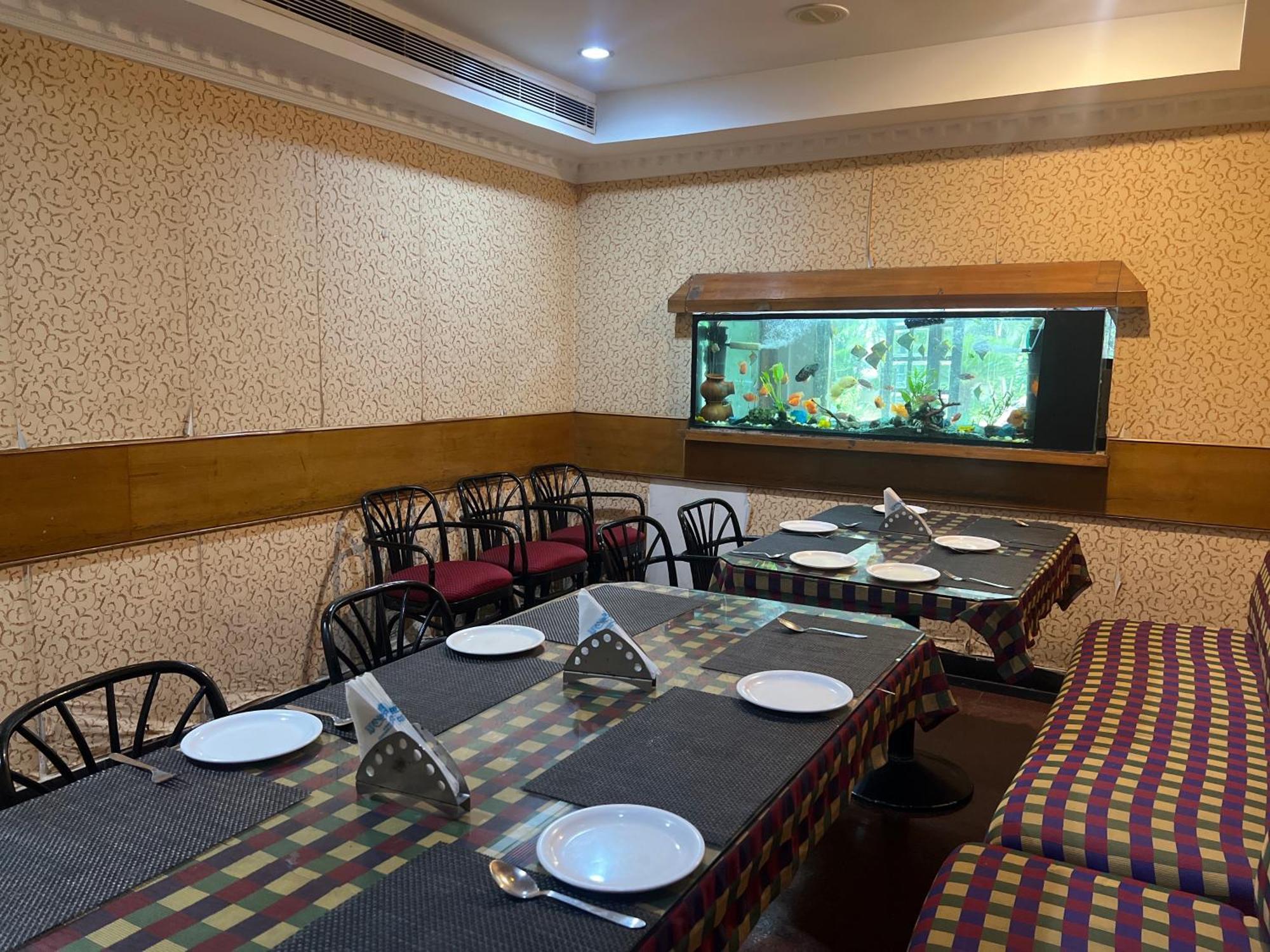 Varada Nagavali Hotel Srikakulam Esterno foto